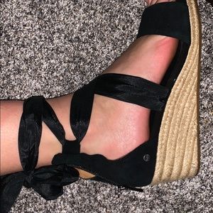 lace up egg wedges